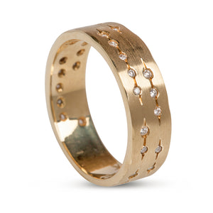 VINTAGE 27-DIAMOND BAND RING, 18KT YELLOW GOLD