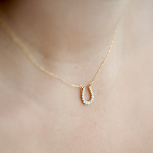 18KT YELLOW GOLD DIAMOND HORSESHOE NECKLACE