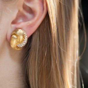 VINTAGE HENRY DUNAY 18KT & DIAMOND EARRINGS