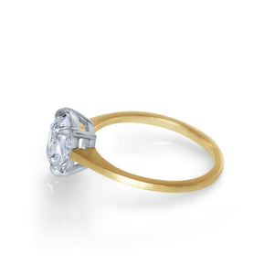 2.05CT CUSHION CUT ENGAGEMENT RING